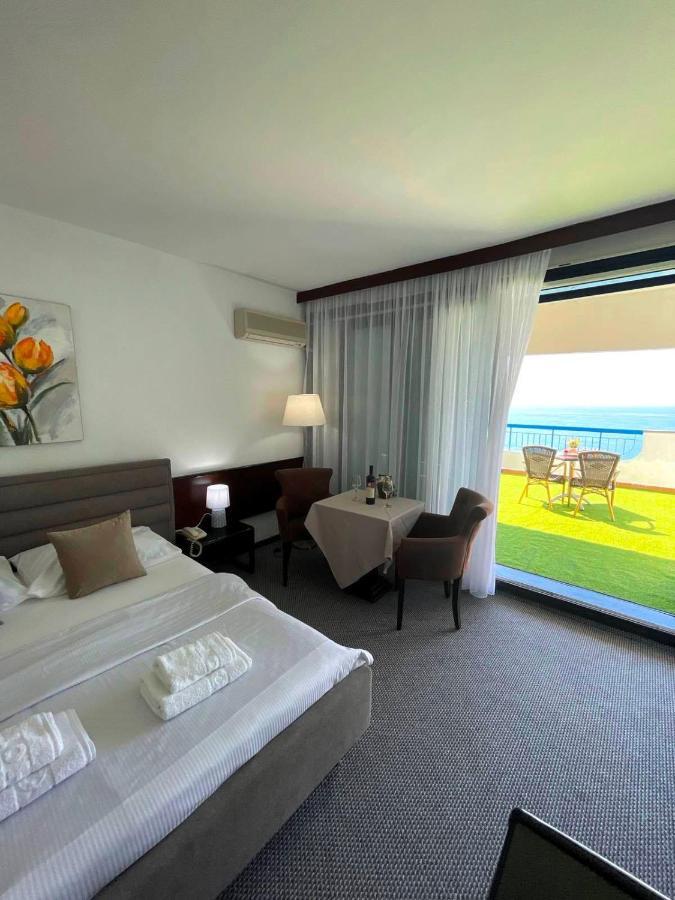 Corpus A - Hotel Albatros Ulcinj Exterior photo